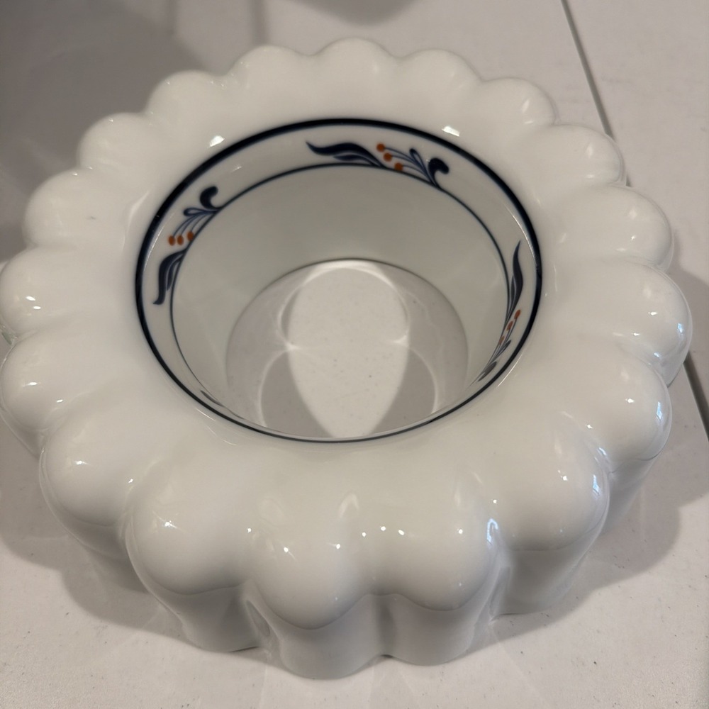 Vtg 1970s Dansk Porcelain Ring Cake Mold 9.25"